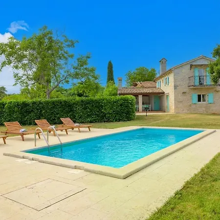 Longo By Istrialux Villa *