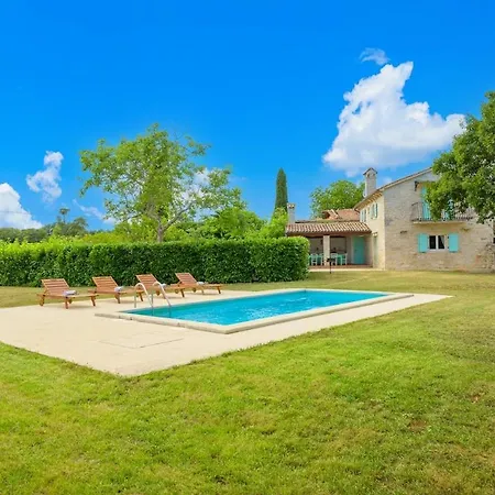 Villa Longo By Istrialux Glavani